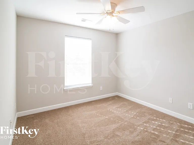 254 Killarney Trl — Photo 13