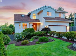 77 SW Riverview Pl, Gresham, OR 97080