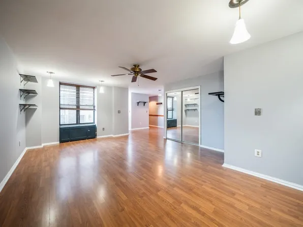 50 Glenwood Ave APT 702, Jersey City, NJ 07306