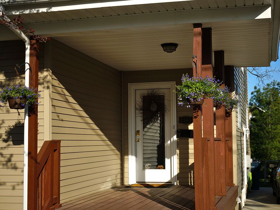 2nd image of 2365 2nd St