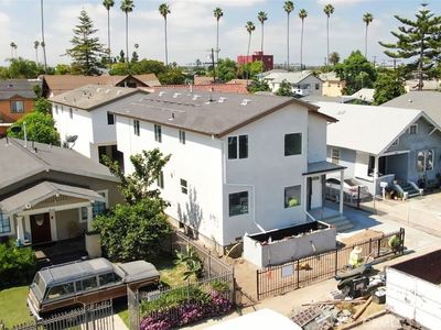 702 W 45th St, Los Angeles, CA, 90037