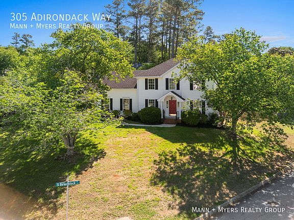 2nd image of 305 Adirondack Way