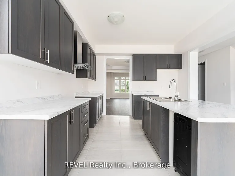 4568 Lyons Pkwy — Photo 11