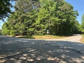 2nd image of 2 Ethridge Rd Tract 2