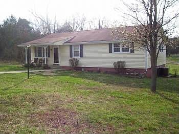 2nd image of 7682 Almaville Rd