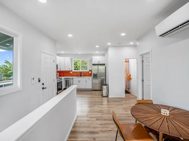 1576 California Ave #A — Photo 10