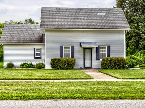 126 S Logan St, Roland, IA 50236