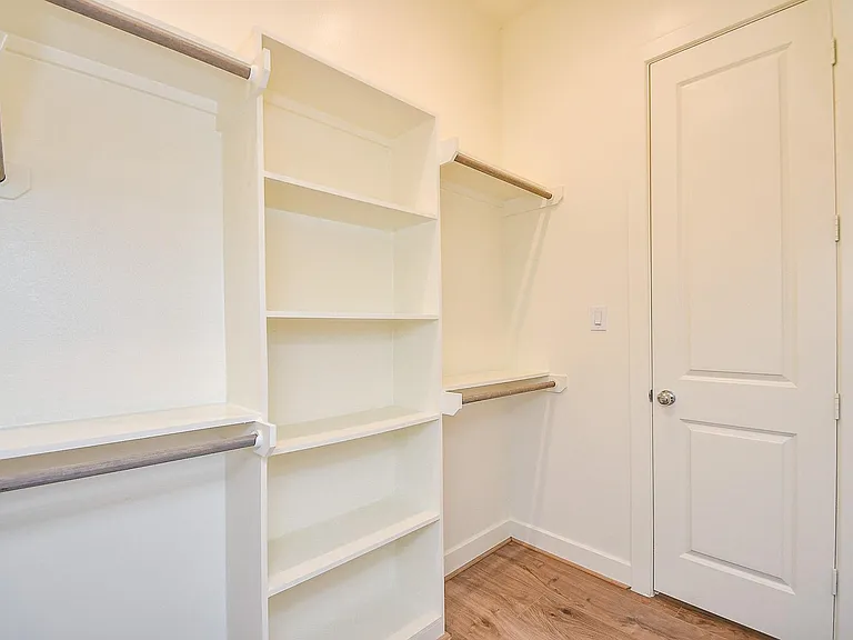 2307 Warhol Way — Photo 25