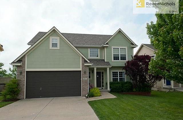 1st image of 2411 NW Cove Dr