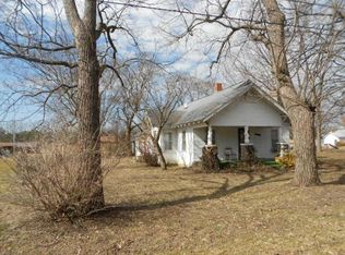 303 Walker St, Licking, MO 65542