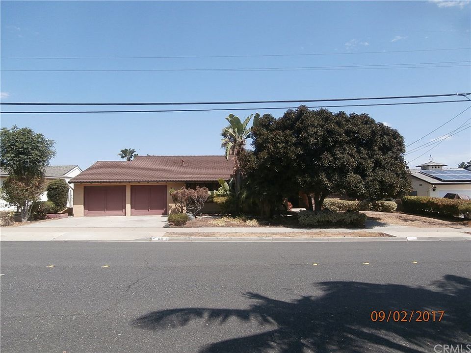 1st image of 621 Murray Dr