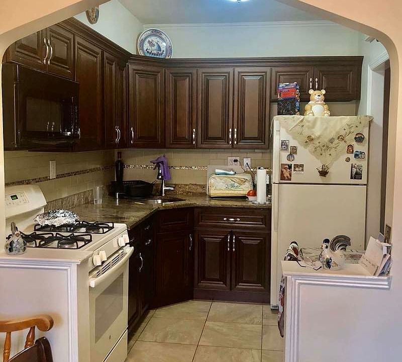 1st image of 3228 33rd St #1