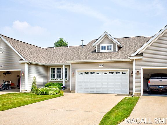 3rd image of 2926 Redbird Ct #2