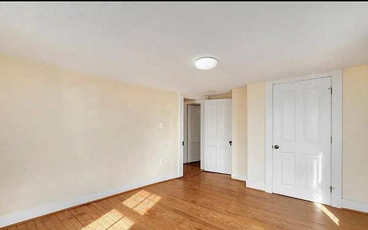 305 Lennox Ave — Photo 5
