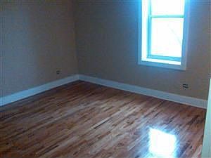 2nd image of 3531 W Grenshaw St #3R
