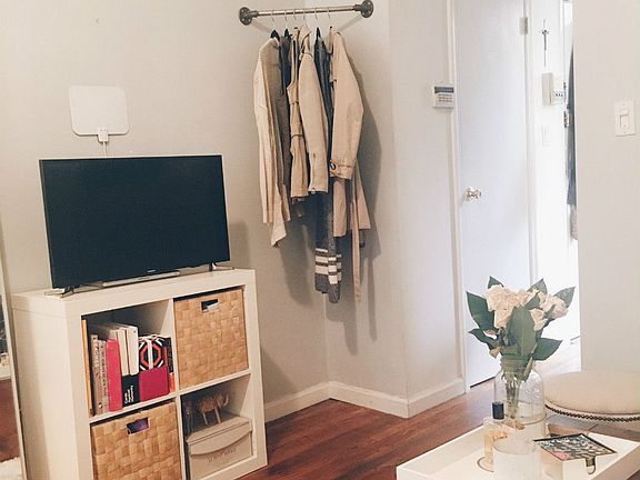 4th image of 553 3rd Ave APT 52