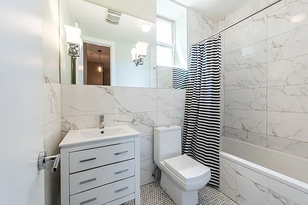 Rented by Nooklyn NYC LLC | media 33