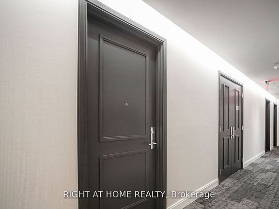 5th image of 88 Park Lawn Rd #1010