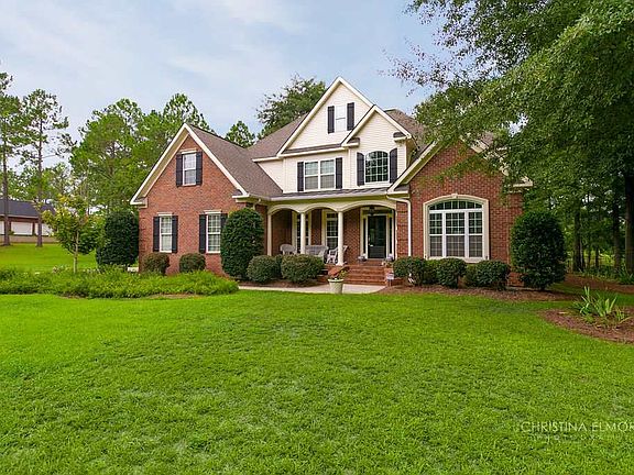 2nd image of 4 Savannah Cir