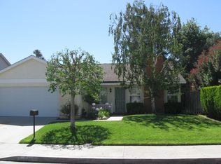 23702 Via Lupona, Santa Clarita, CA 91355