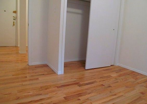 4th image of 164 E 85th St APT 3R
