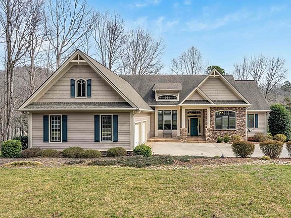 2nd image of 1 Long Shadow Ln