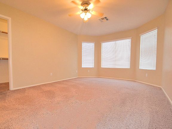 5th image of 10922 Coppola St