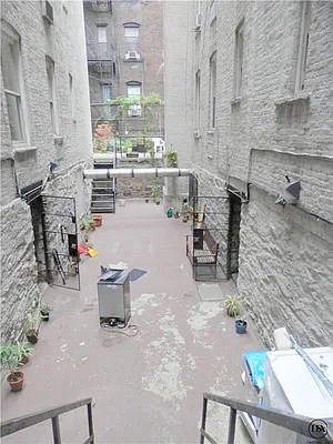 Rented by DSA Realty | media 15