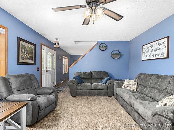 5th image of 17000 Meddler Ave