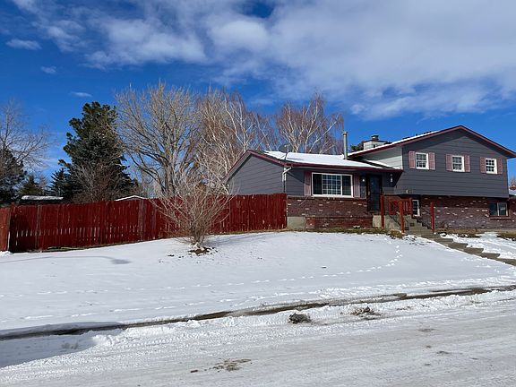 3rd image of 1930 Park Ct