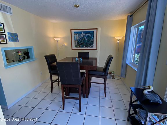 4th image of 129 Seaport Blvd #T13