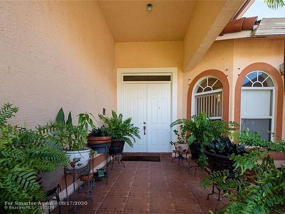 3rd image of 11900 NW 26th St