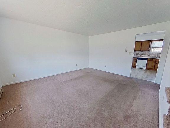 2nd image of 169 Oak Manor Dr