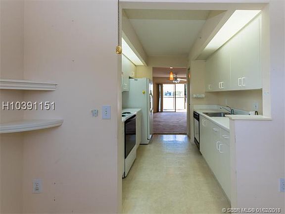 4th image of 550 SW 138th Ave APT 211K