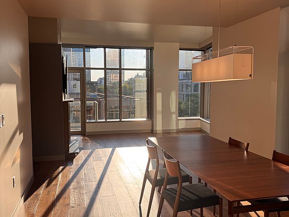 2nd image of 10650 NE 9th Pl Unit 527