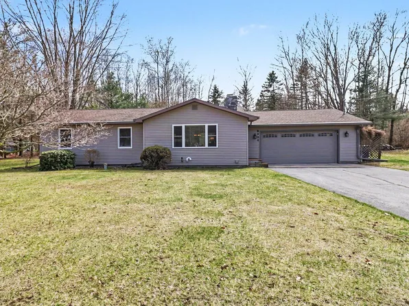 6335 W Shagway Rd, Ludington, MI 49431