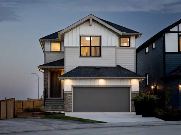 368 E Drystone Way NW, Calgary, AB T3R 2L9