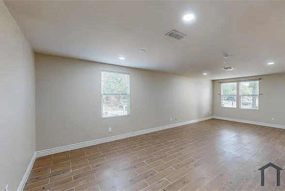 1100 Doc Holliday Dr — Photo 8