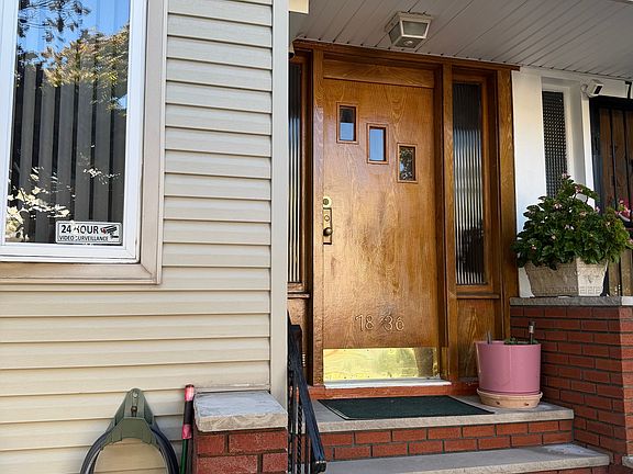 2nd image of 7836 84th St
