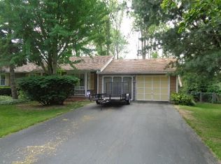 1727 Apple Hollow Ln, Hamlin, NY 14464