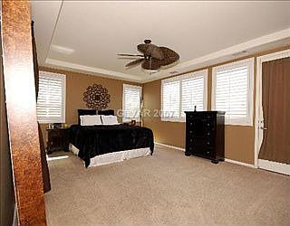 3rd image of 971 Roseberry Dr