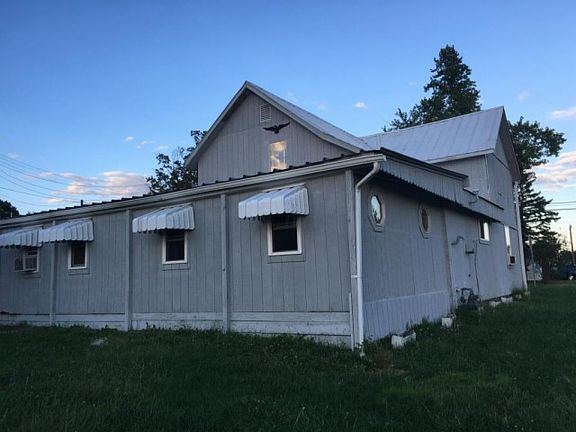 2nd image of 11503 Summerland Beach Rd NE