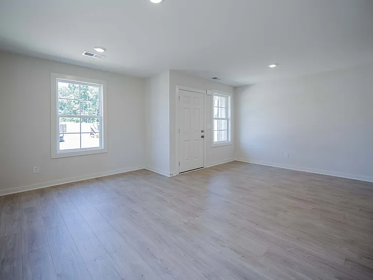 105 Mountaindale Dr — Photo 6