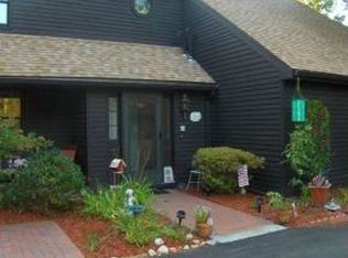 16 Stacey Cir, Windham, NH 03087