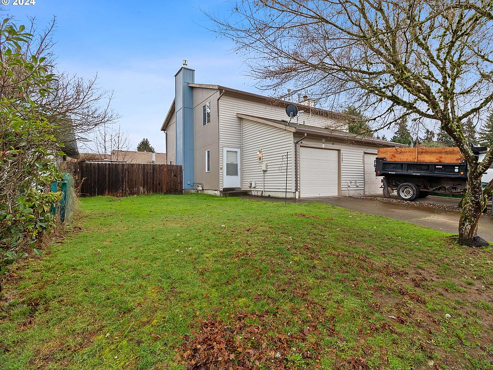 1st image of 2780 SE 44th Ct