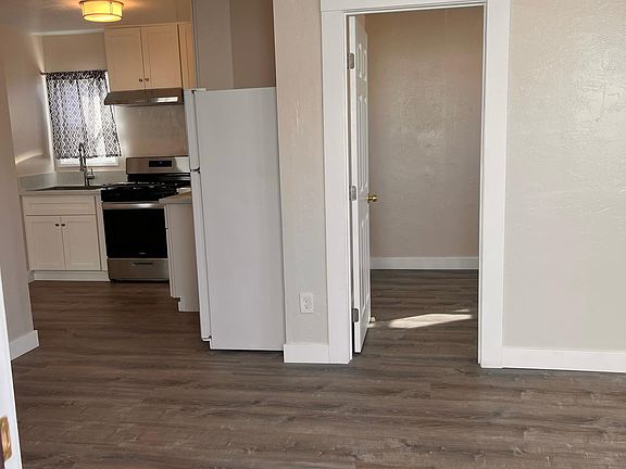 2nd image of 2982 Franklin Ave #1/2