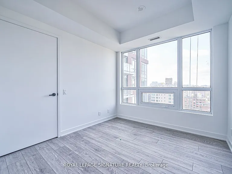 108 Peter St #1622 — Photo 23