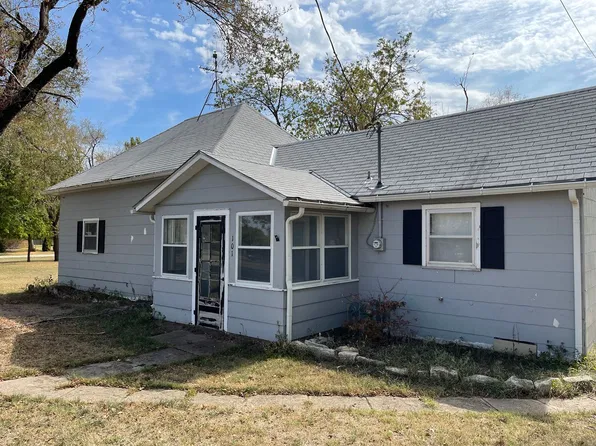 101 W Ragan St, Bentley, KS 67016