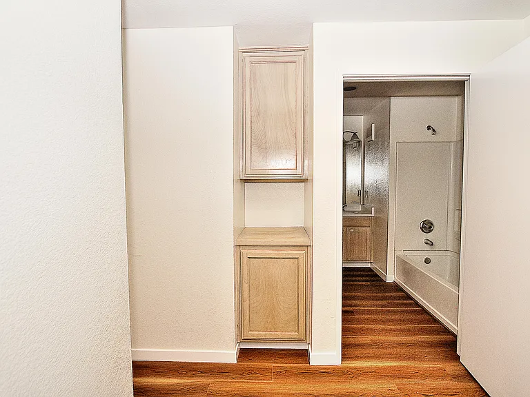 745 Overture Ct — Photo 17