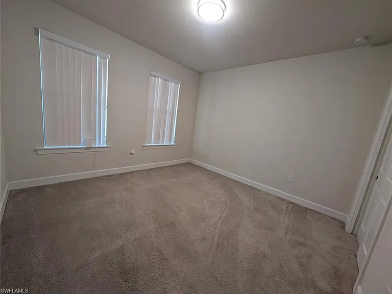 4546 Battlecreek Way — Photo 15